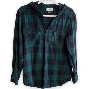 Aritizia TNA - Green/Black Plaid Shirt with Hood - S - China